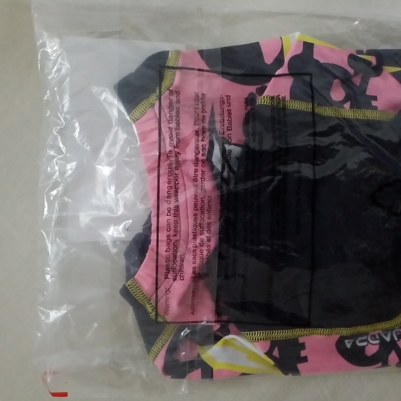 Squadra Pro-Issue Trishort Cycling Short. NWT! Skull Crossbones Shorts. - Picture 8 of 14